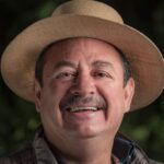 Detienen a dos turistas mexicanos en Egipto; los acusan de portar arma blanca