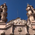 Advierte AMLO interés por veto a aguacate mexicano