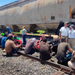 Apuñalan a tres estudiantes de secundaria en Los Ángeles, California: El atacante, a la fuga
