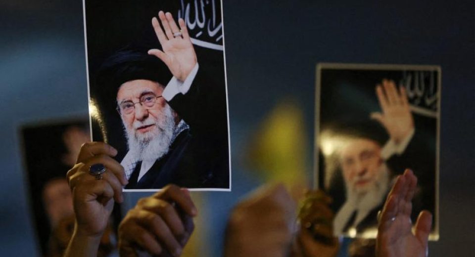 Exclusiva: Las impactantes imágenes del ataque al búnker de Jameneí